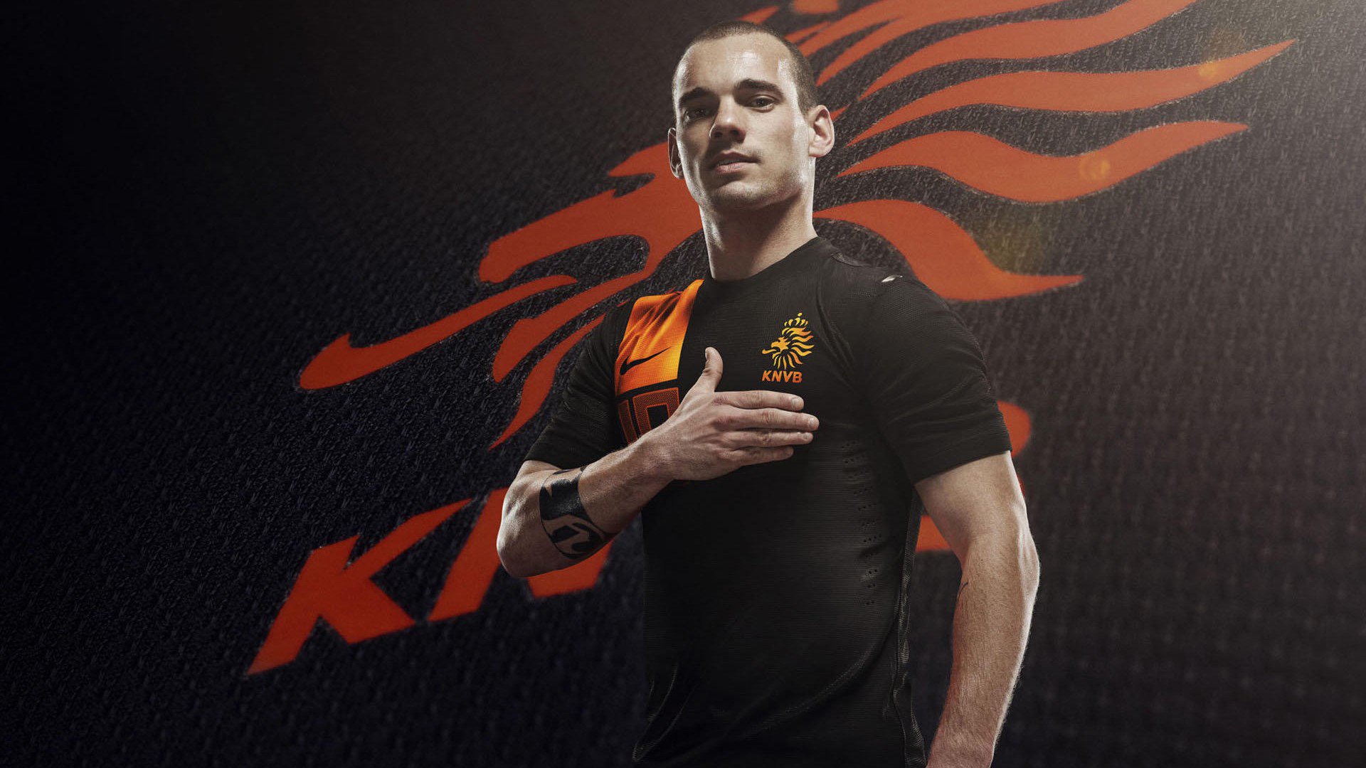 “拳脚出击,自由搏击赛场硝烟四起!”