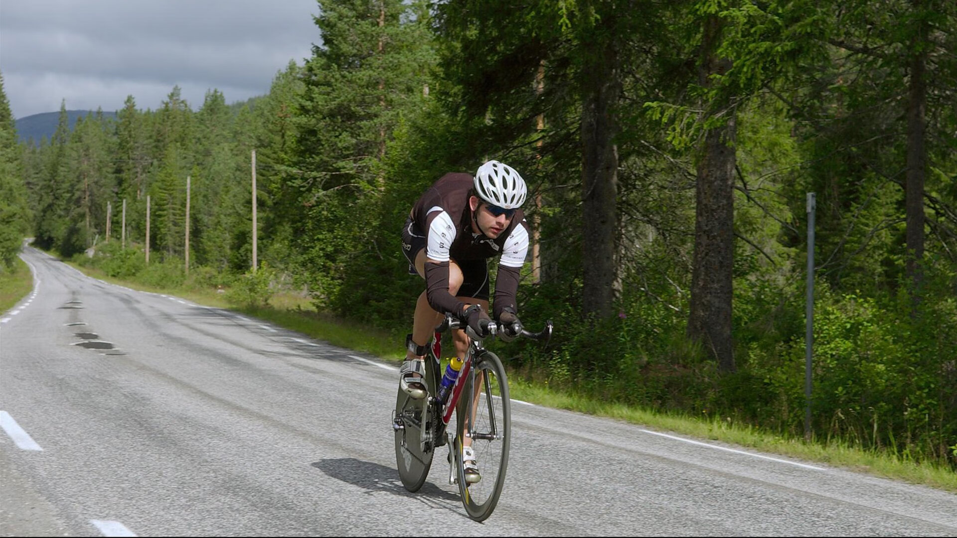 字母哥表示雄鹿要坚持高强度训练节奏,雄鹿字母哥由来